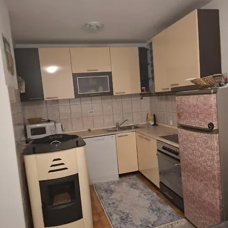 Apartman Na Dan Ili Duze Apartment