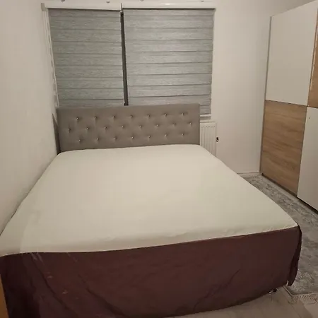 Apartman Na Dan Ili Duze *