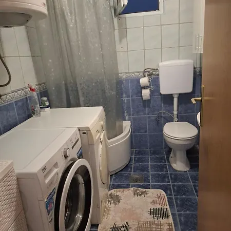 Apartman Na Dan Ili Duze Apartment